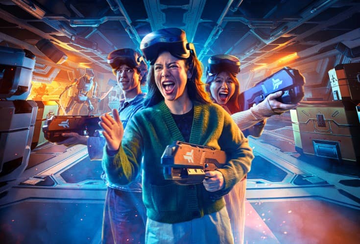 Players moving freely through the Zero Latency Webster, Houston VR arena